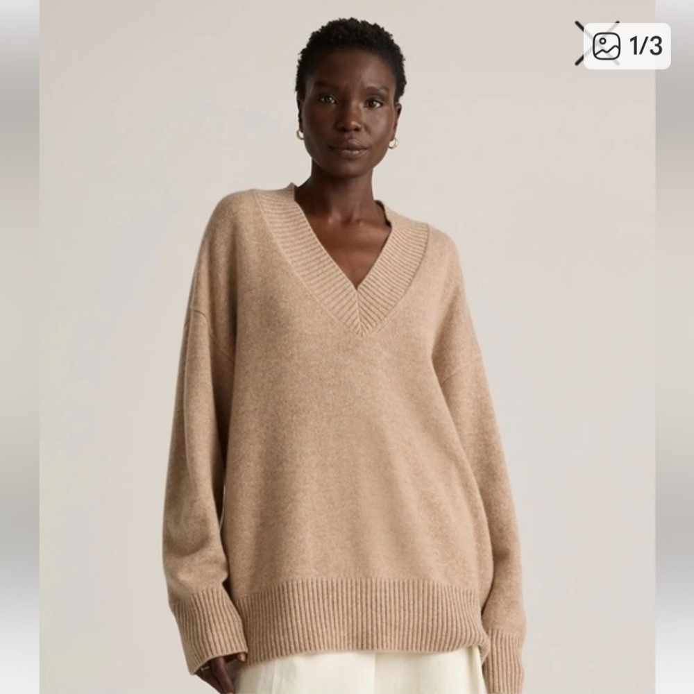 QUINCE NWOT Oversized V-Neck Sweater - Oatmeal Size S 100% Cashmere